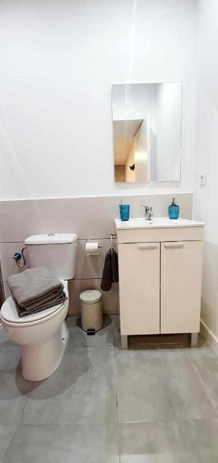 Hostal Urban Basic Οσπιταλέτ ντε Λιοβρεγάτ Εξωτερικό φωτογραφία