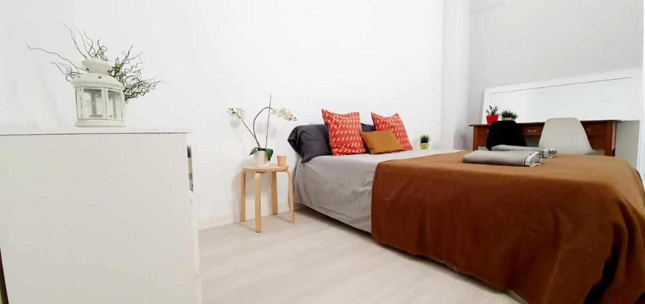Hostal Urban Basic Οσπιταλέτ ντε Λιοβρεγάτ Εξωτερικό φωτογραφία