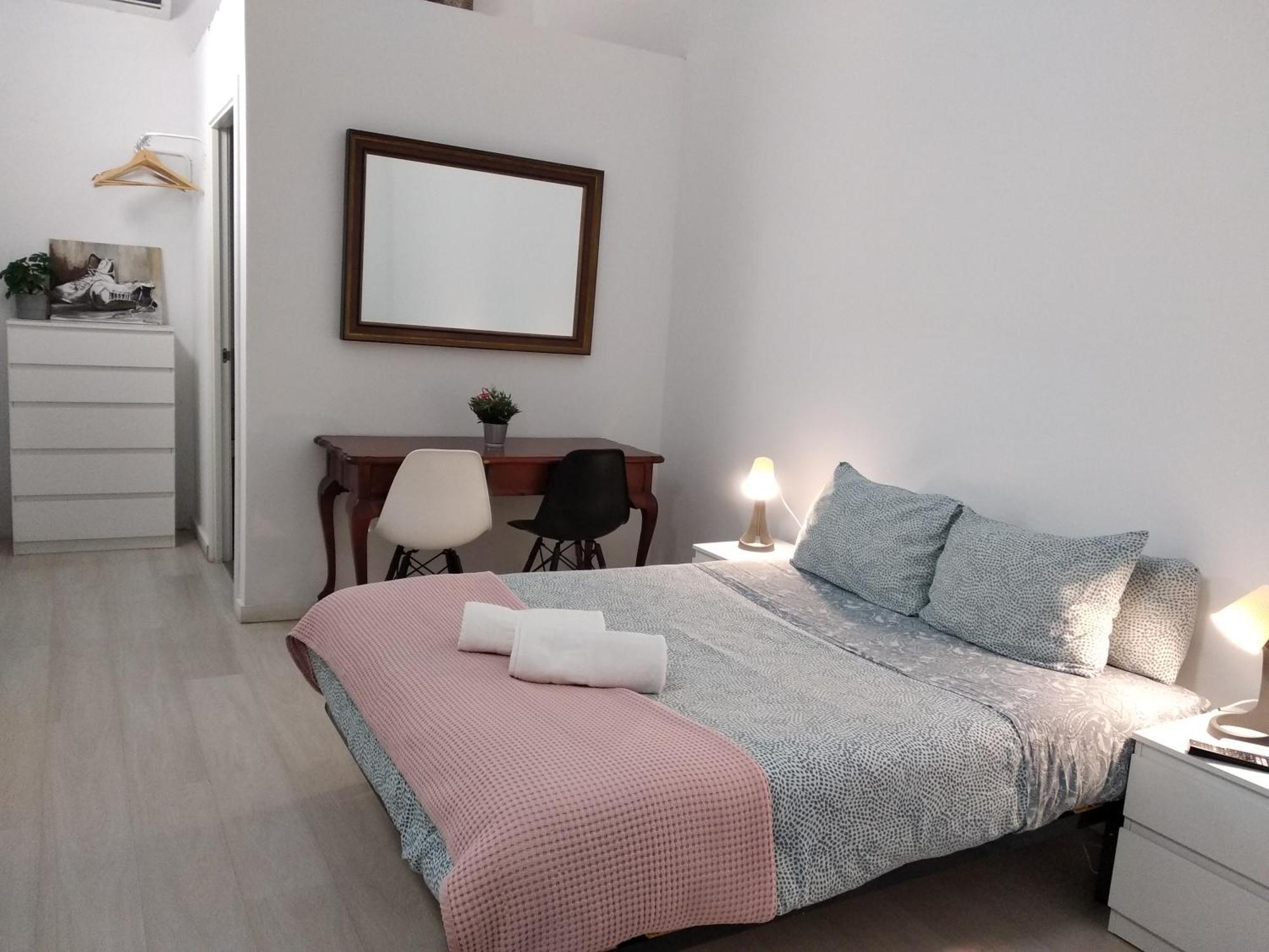 Hostal Urban Basic Οσπιταλέτ ντε Λιοβρεγάτ Εξωτερικό φωτογραφία